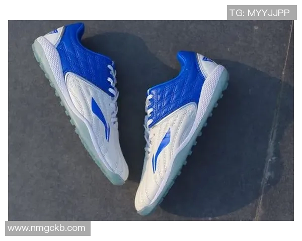 探索足球鞋的魅力与创新设计，提升您的比赛表现与舒适体验